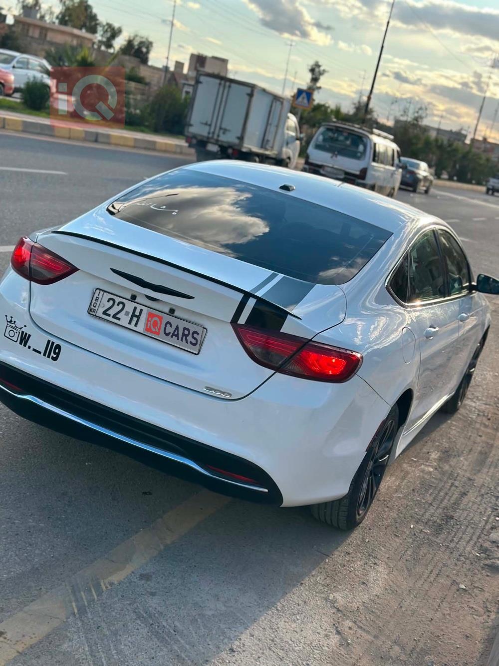 كرايسلر 200